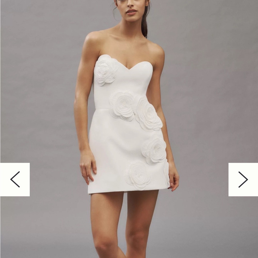 HELSI GIA STRAPLESS SWEETHEART 3D FLORAL MINI DRESS